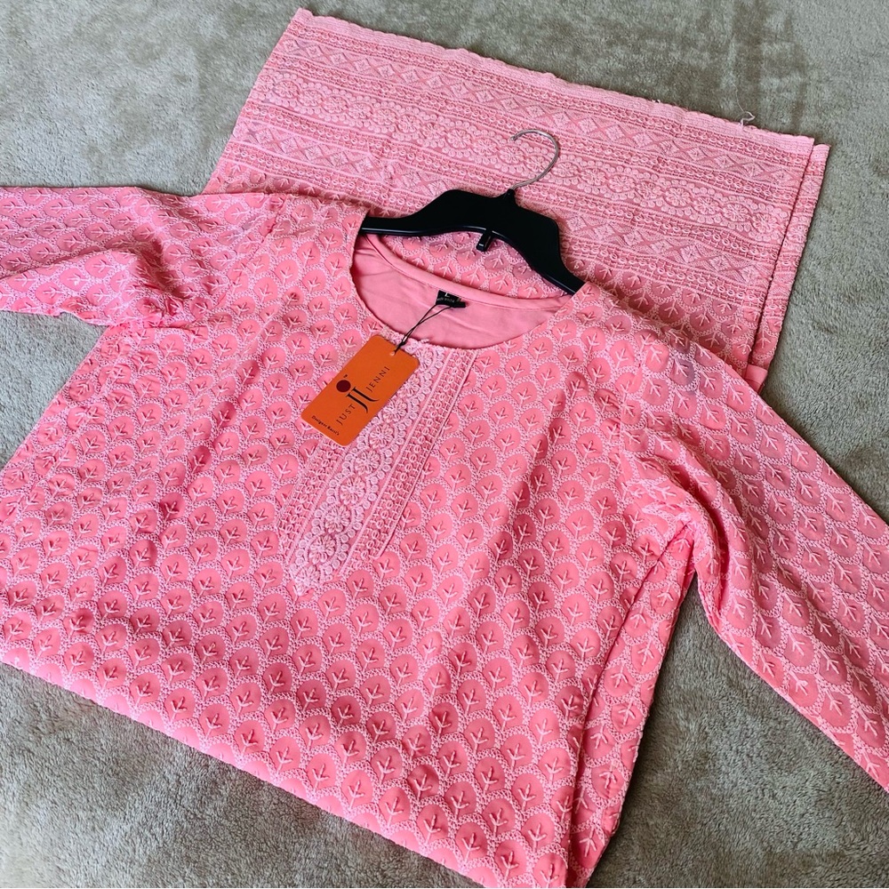 Women’s kurta. Chikankari kurta. Size L. Ethnic Indian wear. NEW. Embroidery.